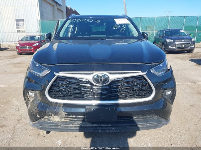 Продажа на аукционе авто 2021 Toyota Highlander Xle, vin: 5TDHZRBH8MS095510, номер лота: 45045279