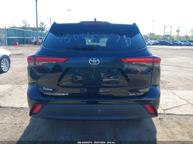 Продажа на аукционе авто 2021 Toyota Highlander Xle, vin: 5TDHZRBH8MS095510, номер лота: 45045279