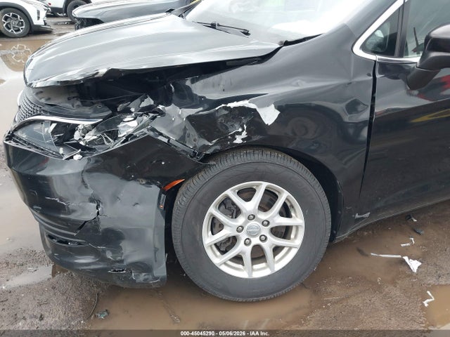 2020 Chrysler Voyager Lxi მანქანა იყიდება აუქციონზე, vin: 2C4RC1DG2LR195833, აუქციონის ნომერი: 45045290