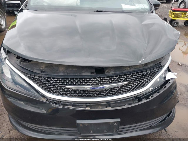 2020 Chrysler Voyager Lxi მანქანა იყიდება აუქციონზე, vin: 2C4RC1DG2LR195833, აუქციონის ნომერი: 45045290