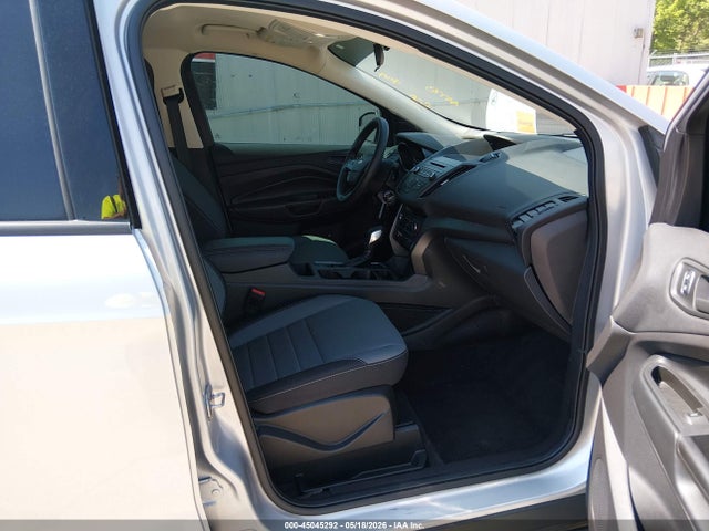45045292 :رقم المزاد ، 1FMCU0F70JUD08393 vin ، 2018 Ford Escape S مزاد بيع