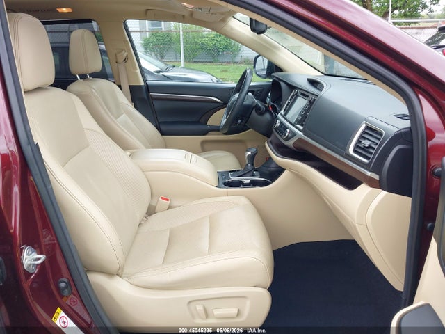 45045295 :رقم المزاد ، 5TDDCRFH1FS013503 vin ، 2015 Toyota Highlander Hybrid Limited Platinum V6 مزاد بيع