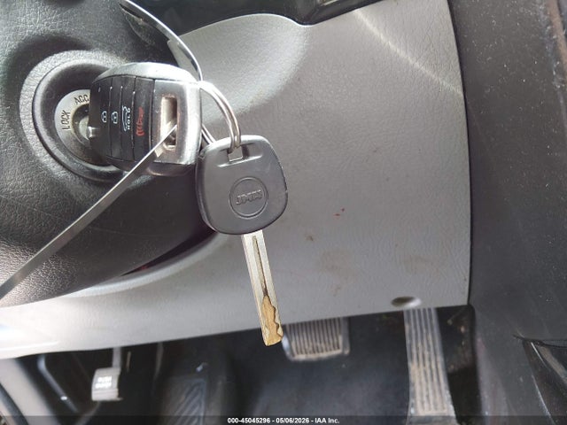 Продажа на аукционе авто 2015 Kia Sorento Lx, vin: 5XYKTCA64FG572051, номер лота: 45045296