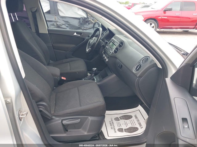 45045324 :رقم المزاد ، WVGAV7AXXDW515645 vin ، 2013 Volkswagen Tiguan S مزاد بيع