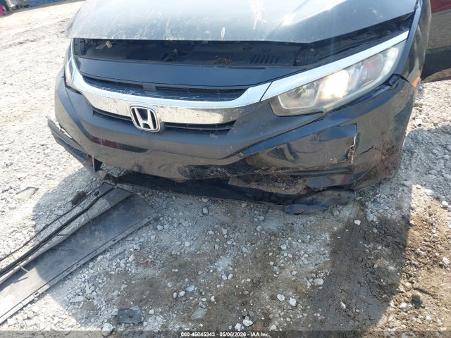 Продажа на аукционе авто 2018 Honda Civic Lx, vin: 2HGFC2F56JH521433, номер лота: 45045343