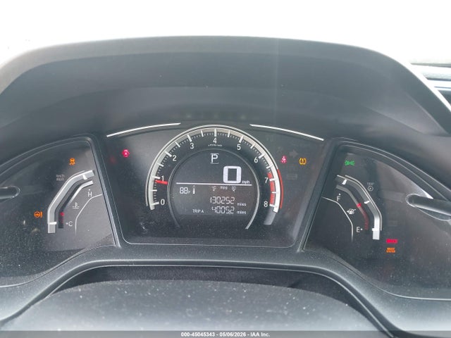 Продажа на аукционе авто 2018 Honda Civic Lx, vin: 2HGFC2F56JH521433, номер лота: 45045343