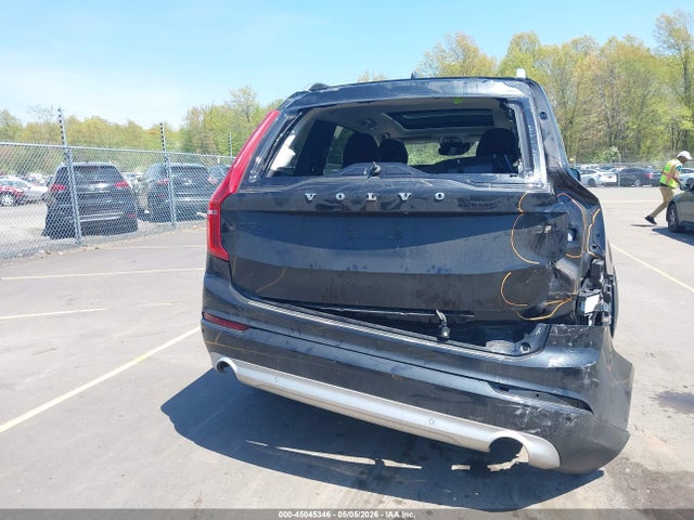 45045346 :رقم المزاد ، YV4102PK8J1375408 vin ، 2018 Volvo Xc90 T5 Momentum مزاد بيع