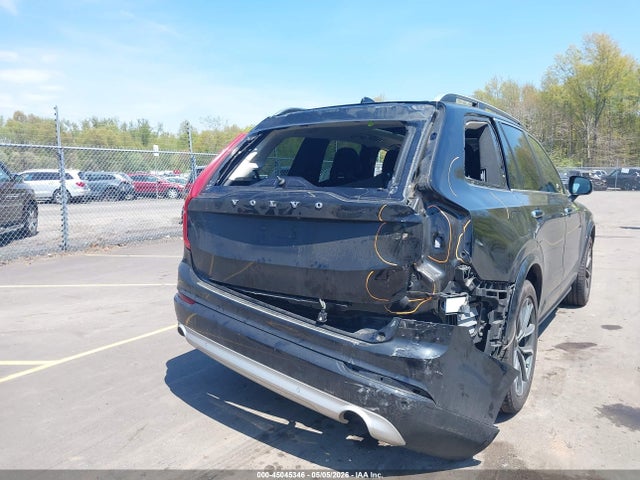 45045346 :رقم المزاد ، YV4102PK8J1375408 vin ، 2018 Volvo Xc90 T5 Momentum مزاد بيع