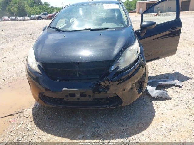 45045351 :رقم المزاد ، 3FADP4AJ8CM104724 vin ، 2012 Ford Fiesta S مزاد بيع