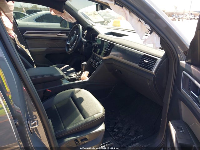 Aukcja sprzedaży 2023 Volkswagen Atlas Cross Sport 2.0t Sel R-line Black, vin: 1V2SC2CAXPC215831, numer aukcji: 45045354