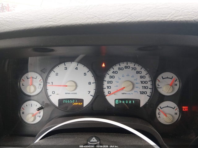 45045393 :رقم المزاد ، 1D7HU18D85S188885 vin ، 2005 Dodge Ram 1500 Slt/laramie مزاد بيع