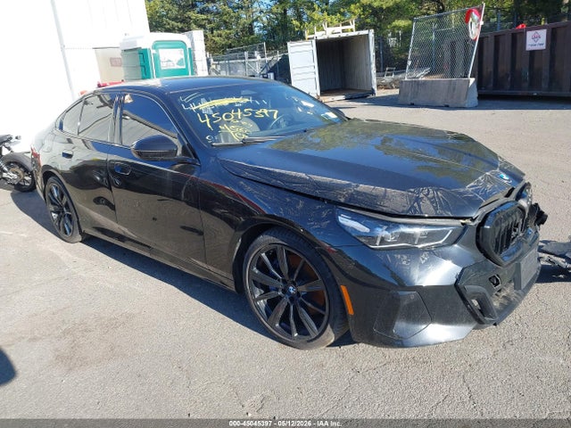 45045397 :رقم المزاد ، WBA53FJ06RCR17256 vin ، 2024 Bmw 530i Xdrive مزاد بيع