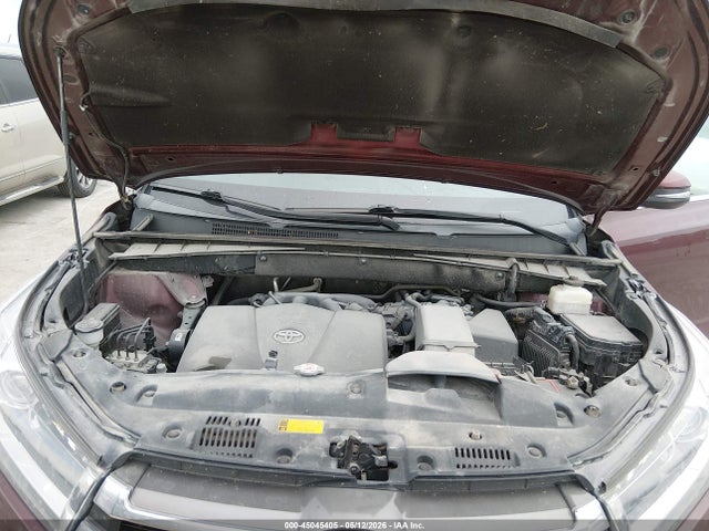 2018 Toyota Highlander Limited მანქანა იყიდება აუქციონზე, vin: 5TDDZRFH4JS886511, აუქციონის ნომერი: 45045405