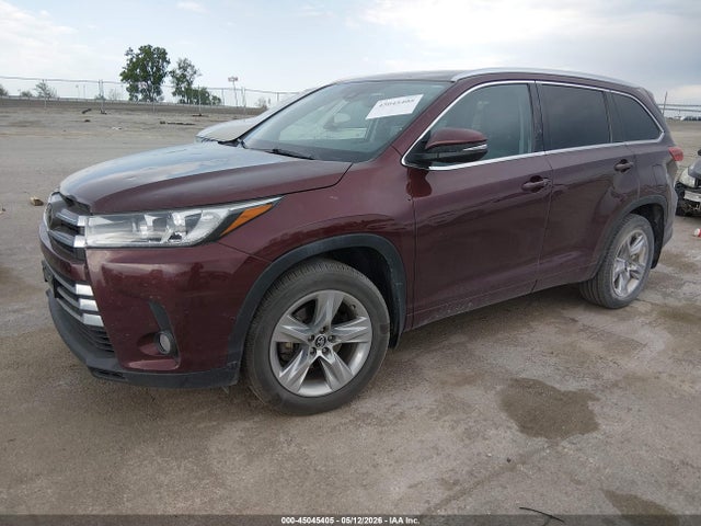 2018 Toyota Highlander Limited მანქანა იყიდება აუქციონზე, vin: 5TDDZRFH4JS886511, აუქციონის ნომერი: 45045405
