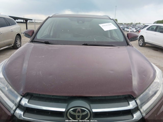 2018 Toyota Highlander Limited მანქანა იყიდება აუქციონზე, vin: 5TDDZRFH4JS886511, აუქციონის ნომერი: 45045405