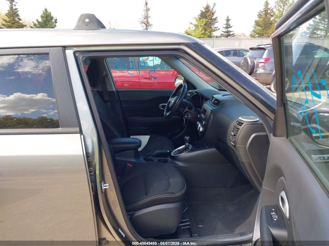 Продаж на аукціоні авто 2015 Kia Soul +, vin: KNDJP3A5XF7197898, номер лоту: 45045450