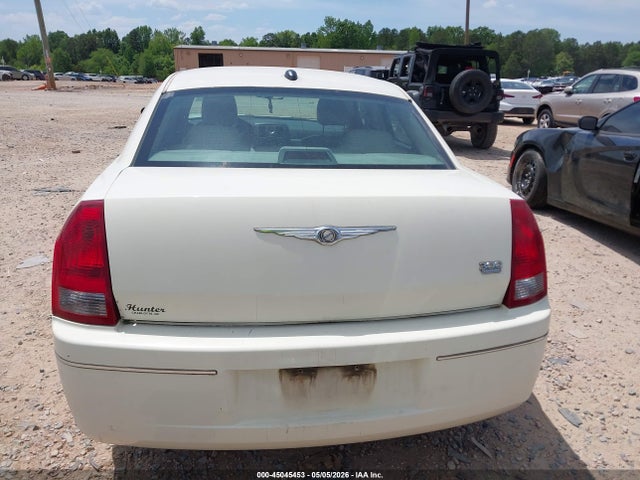 2005 Chrysler 300 Touring მანქანა იყიდება აუქციონზე, vin: 2C3JA53G45H651985, აუქციონის ნომერი: 45045453