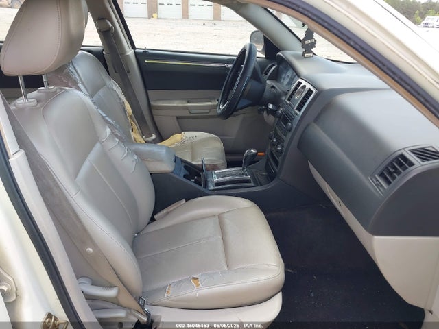 2005 Chrysler 300 Touring მანქანა იყიდება აუქციონზე, vin: 2C3JA53G45H651985, აუქციონის ნომერი: 45045453