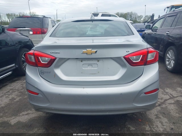 45045456 :رقم المزاد ، 1G1BE5SM8K7102303 vin ، 2019 Chevrolet Cruze Lt مزاد بيع