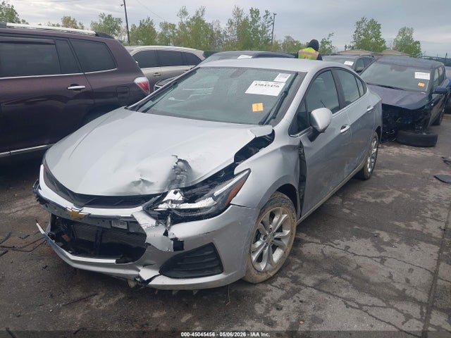 45045456 :رقم المزاد ، 1G1BE5SM8K7102303 vin ، 2019 Chevrolet Cruze Lt مزاد بيع
