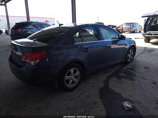 1G1PC5SBXE7399136 Chevrolet Cruze 1lt Auto