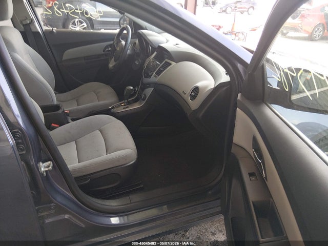 1G1PC5SBXE7399136 Chevrolet Cruze 1lt Auto