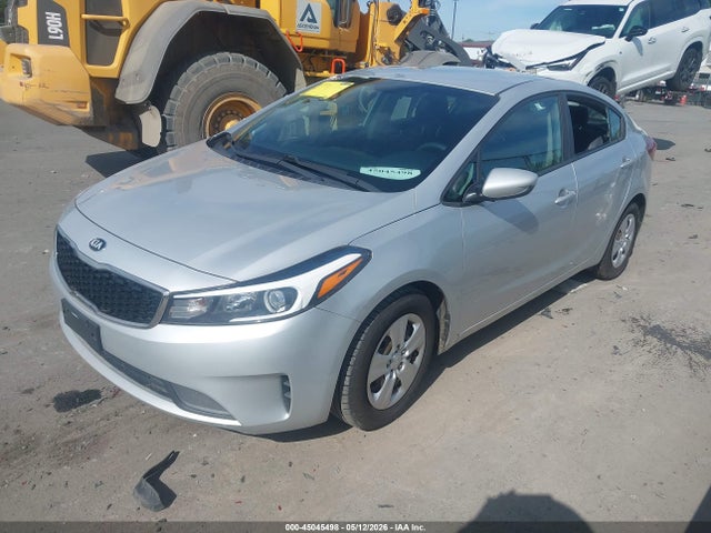 Продажа на аукционе авто 2017 Kia Forte Lx, vin: 3KPFL4A76HE084185, номер лота: 45045498