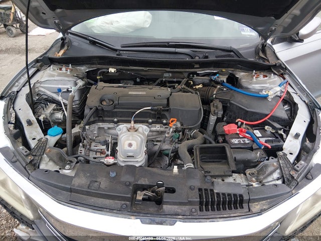 45045499 :رقم المزاد ، 1HGCR2F37GA081522 vin ، 2016 Honda Accord Lx مزاد بيع