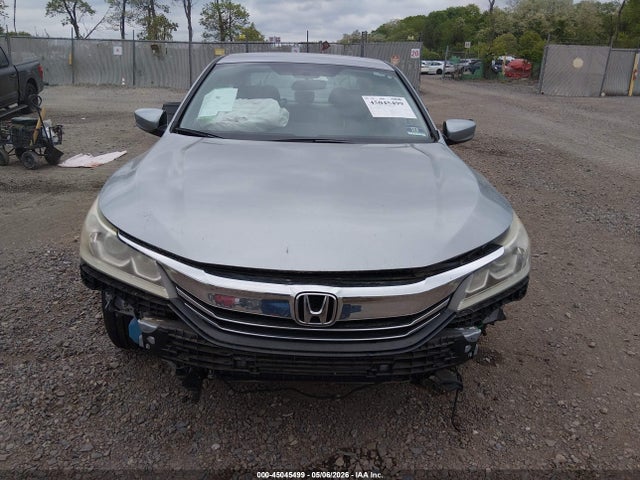 45045499 :رقم المزاد ، 1HGCR2F37GA081522 vin ، 2016 Honda Accord Lx مزاد بيع