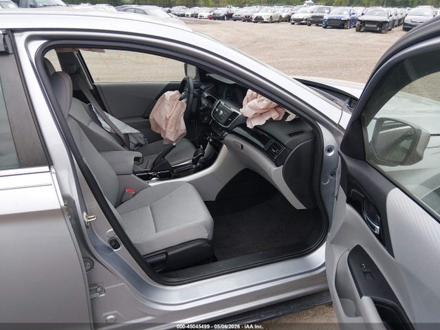 45045499 :رقم المزاد ، 1HGCR2F37GA081522 vin ، 2016 Honda Accord Lx مزاد بيع