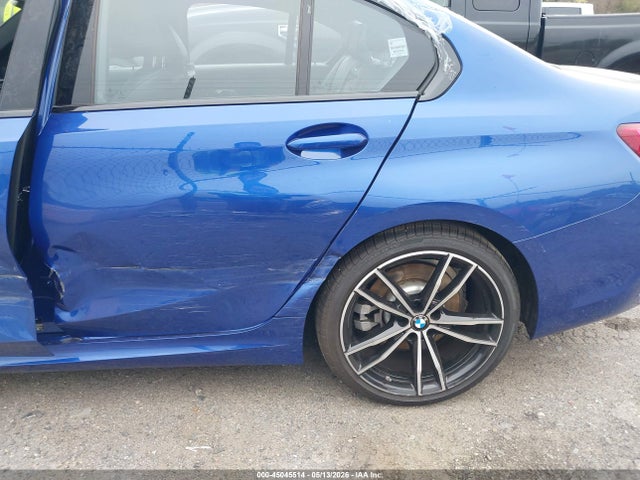 BMW 330i Xdrive 2019 WBA5R7C57KAE82765 Image 19