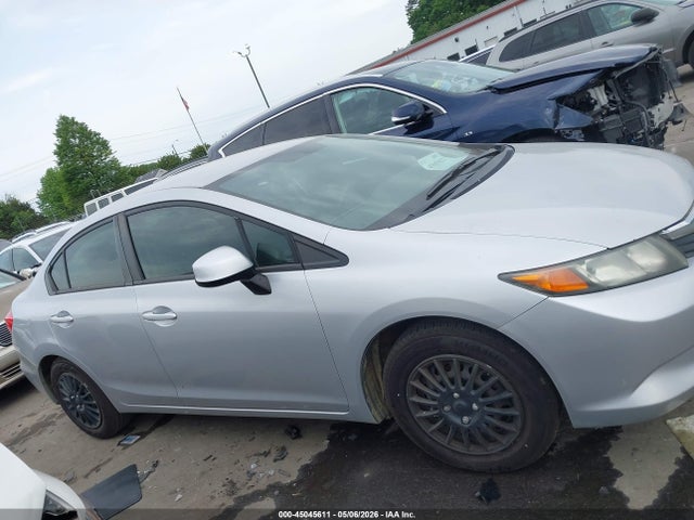 Auction sale of the 2012 Honda Civic Lx, vin: 2HGFB2F5XCH567997, lot number: 45045611