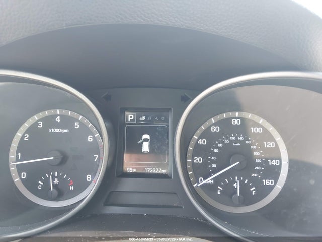 Продажа на аукционе авто 2017 Hyundai Santa Fe Sport 2.4l, vin: 5XYZU3LB4HG416715, номер лота: 45045639