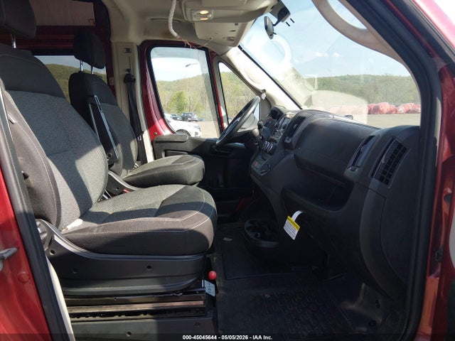 Продажа на аукционе авто 2019 Ram Promaster 2500 Window Van High Roof 159 Wb Ext, vin: 3C6URVUG8KE510920, номер лота: 45045644