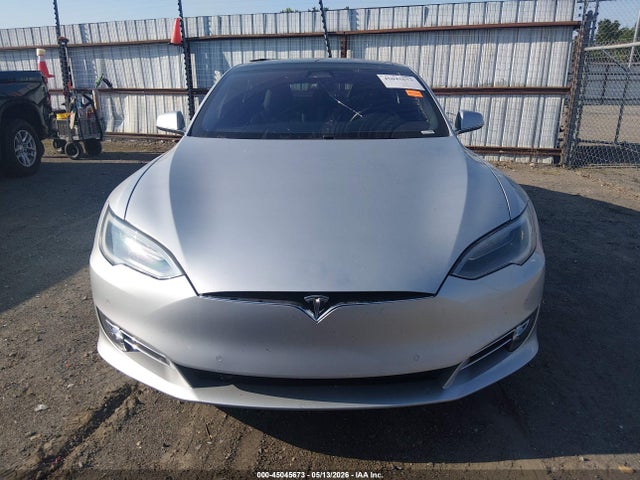 2018 Tesla Model S 100d/75d/p100d მანქანა იყიდება აუქციონზე, vin: 5YJSA1E20JF261539, აუქციონის ნომერი: 45045673