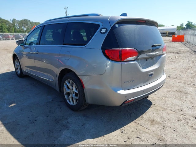 2C4RC1EG9HR652899 Chrysler Pacifica Touring-l Plus