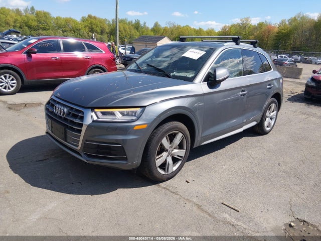 2018 Audi Q5 2.0t Premium/2.0t Tech Premium მანქანა იყიდება აუქციონზე, vin: WA1BNAFY4J2197008, აუქციონის ნომერი: 45045714
