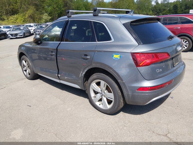 2018 Audi Q5 2.0t Premium/2.0t Tech Premium მანქანა იყიდება აუქციონზე, vin: WA1BNAFY4J2197008, აუქციონის ნომერი: 45045714
