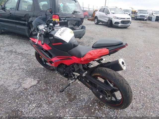 Kawasaki EX500 2024 ML5EXGG17RDA16787 Image 3