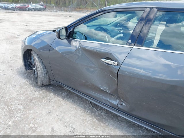 45045834 :رقم المزاد ، 1N4AA6AP4HC433630 vin ، 2017 Nissan Maxima 3.5 S مزاد بيع