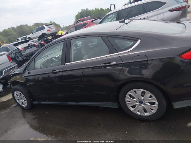 Продажа на аукционе авто 2014 Ford Fusion S, vin: 3FA6P0G78ER126113, номер лота: 45045842