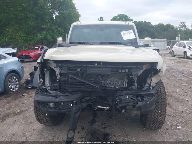 Продаж на аукціоні авто 2026 Ford Bronco Outer Banks, vin: 1FMEE8BP5TLA79082, номер лоту: 45045844