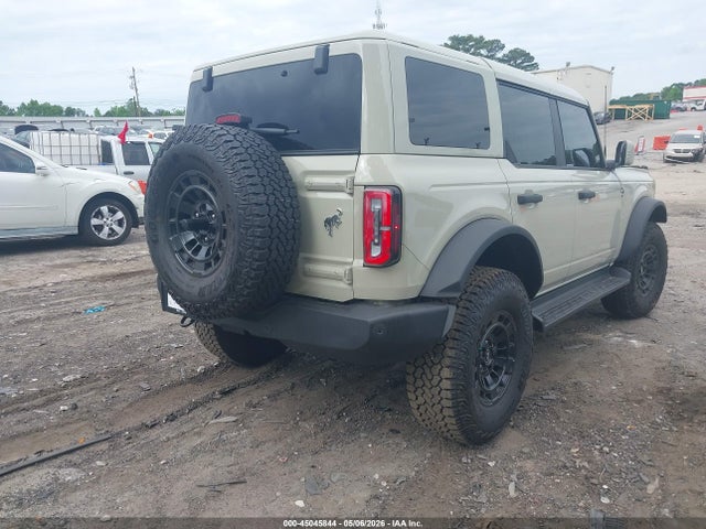 Продаж на аукціоні авто 2026 Ford Bronco Outer Banks, vin: 1FMEE8BP5TLA79082, номер лоту: 45045844