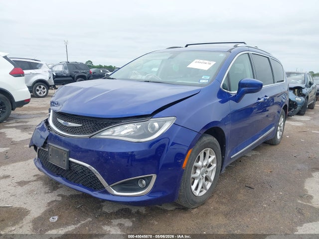 45045870 :رقم المزاد ، 2C4RC1BG8LR149829 vin ، 2020 Chrysler Pacifica Touring L مزاد بيع