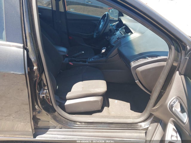 Aukcja sprzedaży 2015 Ford Focus Se, vin: 1FADP3F26FL318371, numer aukcji: 45045875