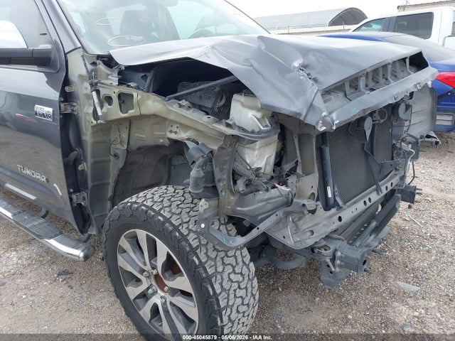 45045879 :رقم المزاد ، 5TFFY5F18KX255568 vin ، 2019 Toyota Tundra Limited 5.7l V8 مزاد بيع