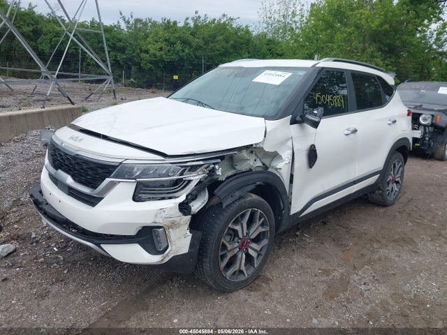 45045884 :رقم المزاد ، KNDETCA2XP7381307 vin ، 2023 Kia Seltos Sx Turbo مزاد بيع
