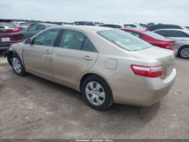 45045891 :رقم المزاد ، 4T1BE46KX9U880510 vin ، 2009 Toyota Camry Le مزاد بيع