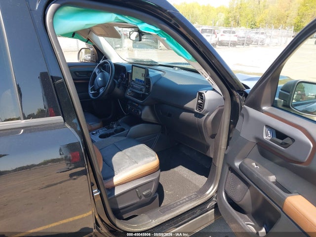 Продаж на аукціоні авто 2022 Ford Bronco Sport Outer Banks, vin: 3FMCR9C66NRD54633, номер лоту: 45045906