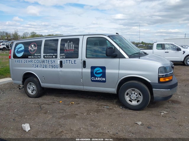 Продаж на аукціоні авто 2023 Chevrolet Express Passenger Rwd 2500 Regular Wheelbase Lt, vin: 1GAWGFF78P1231593, номер лоту: 45045908